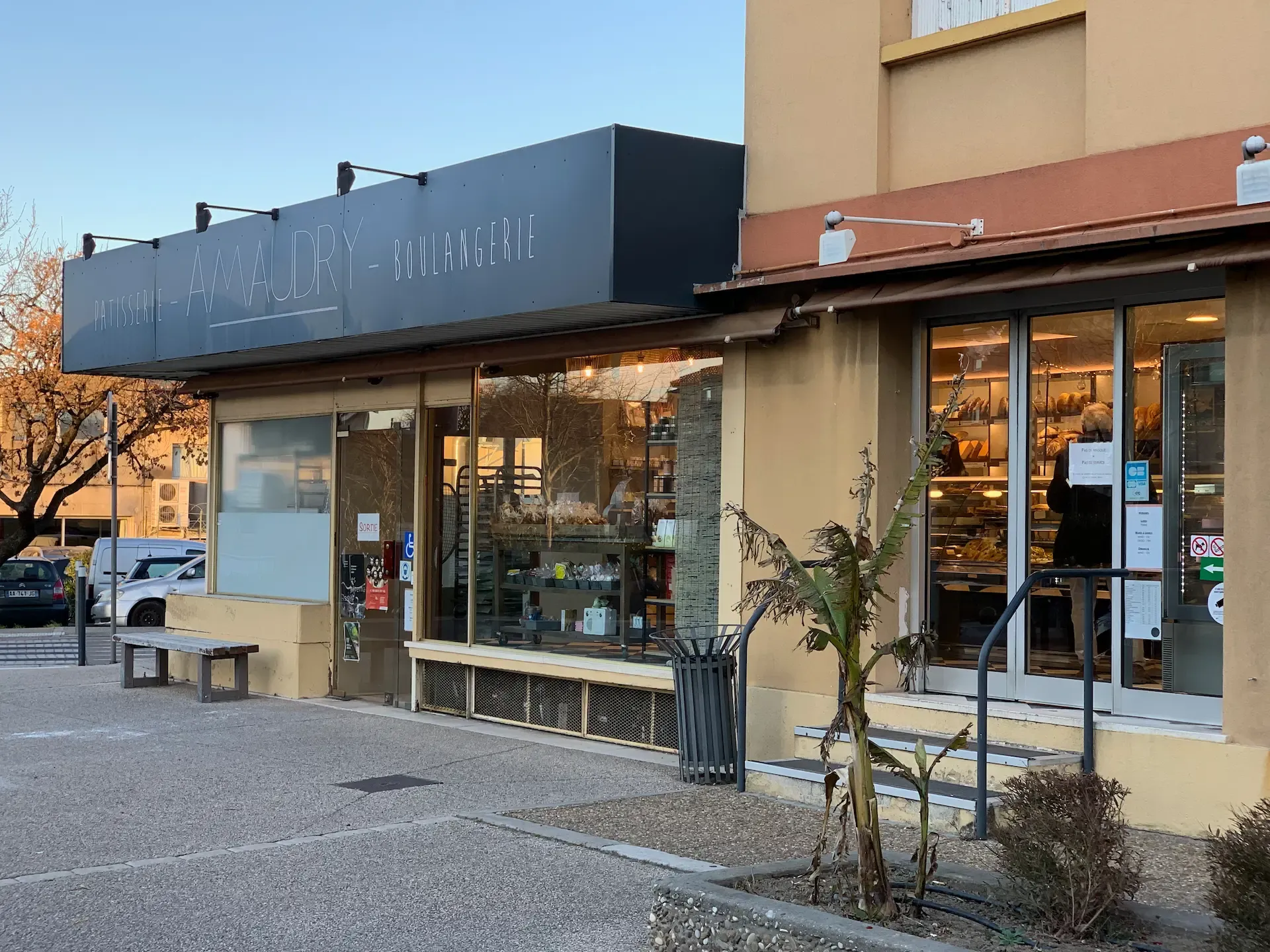 Façade de la boulangerie pâtisserie Amaudry